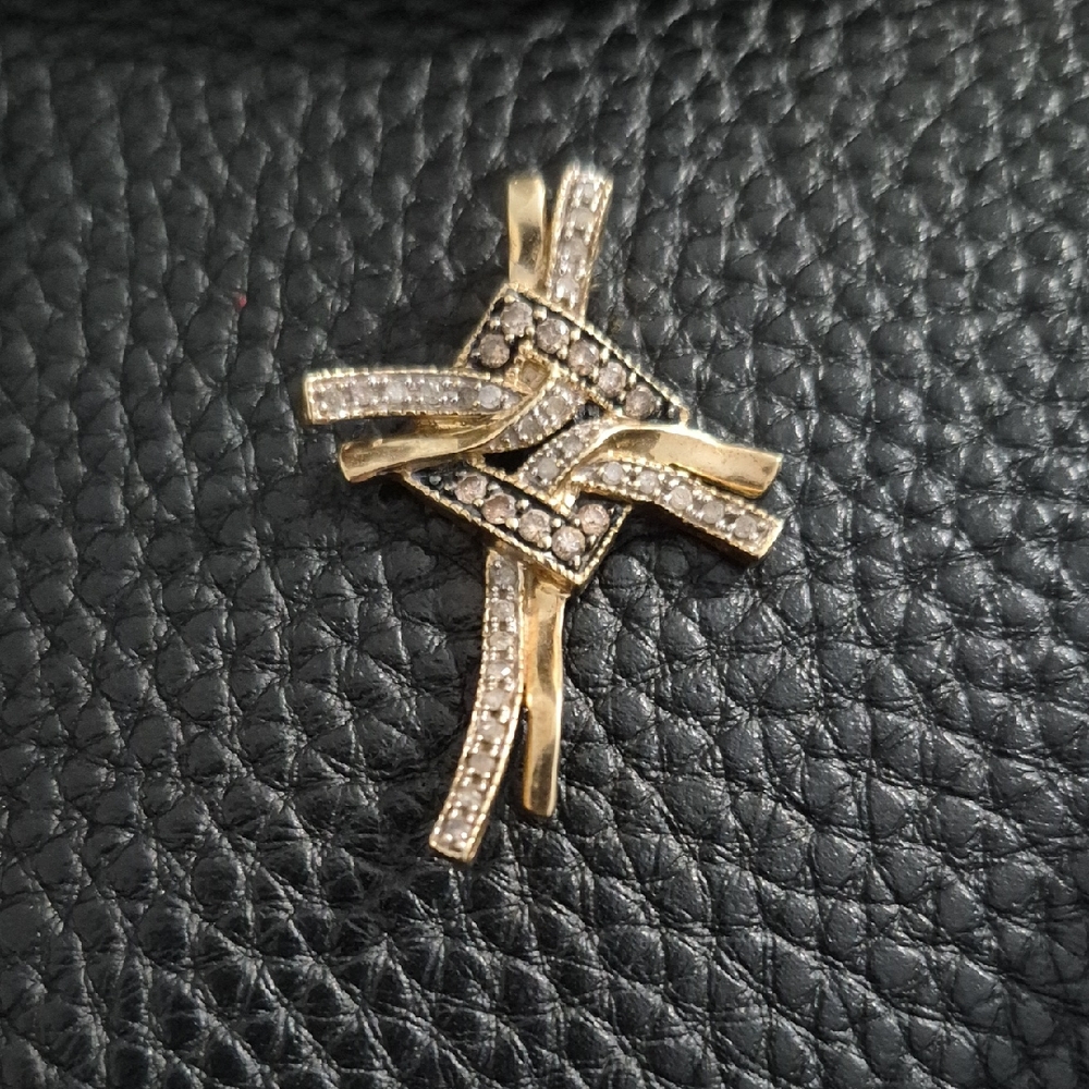 10k Gold Cross With Diamonds.